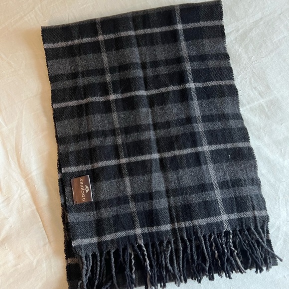Duchamp Other - Duchamp Charcoal and Ebony Checkered Scarf